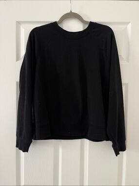 Old Navy Classic Black Crew Neck Pullover